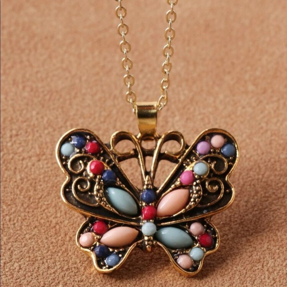 5/$25 BUTTERFLY NECKLACE